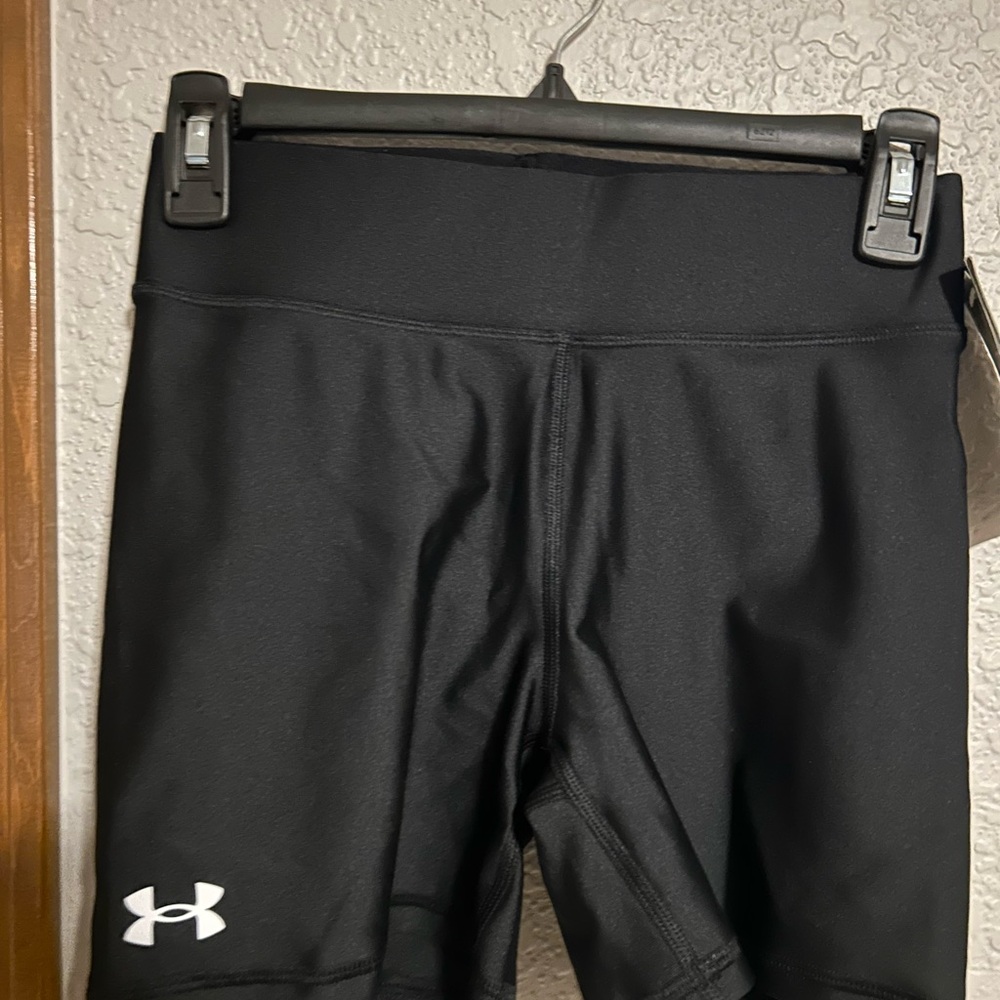 Under Armour Women's Black Bike Shorts